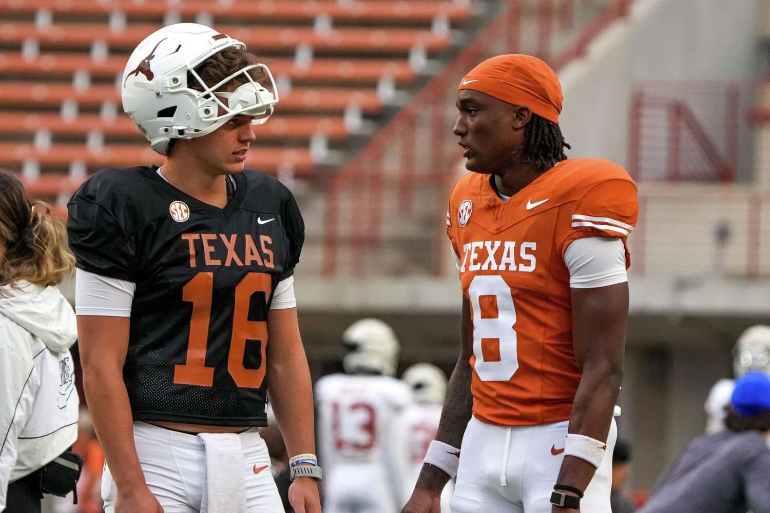 Arch Manning Leads New-Look Texas Longhorns Into 2026