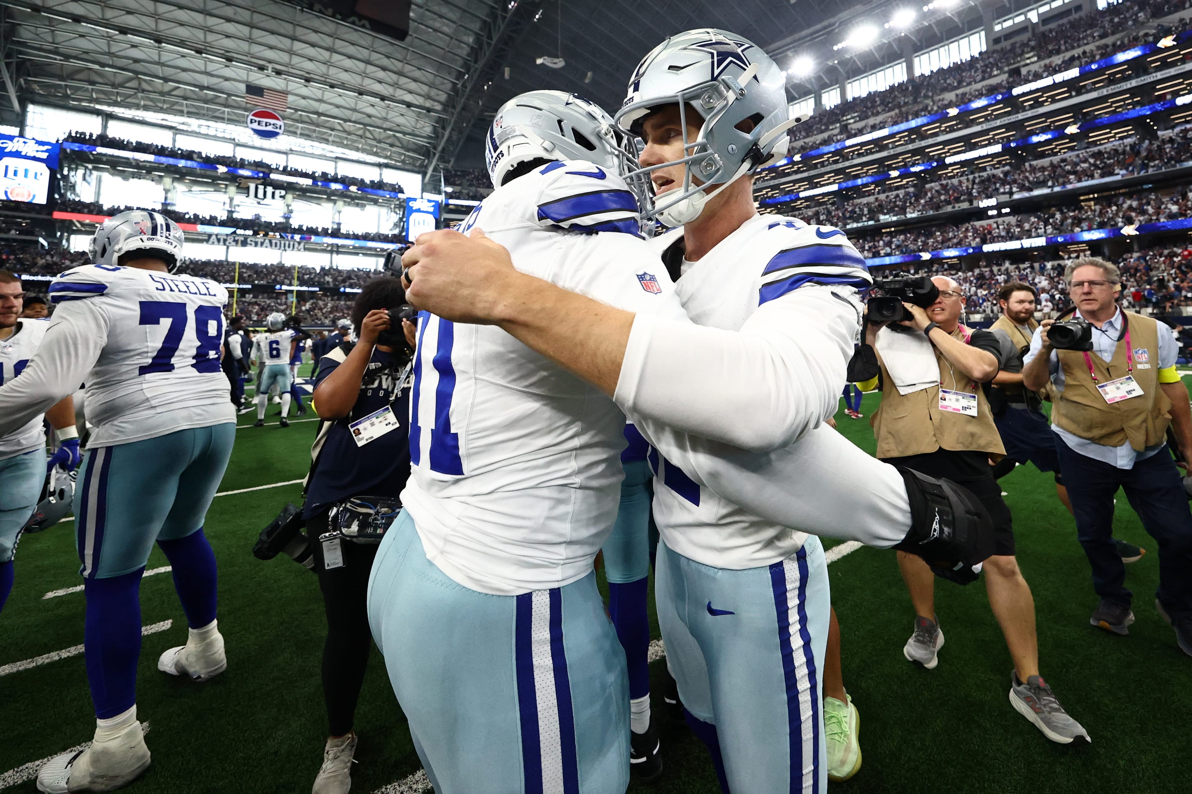 Cowboys Trade Nate Thomas: Initial 2026 Roster Set