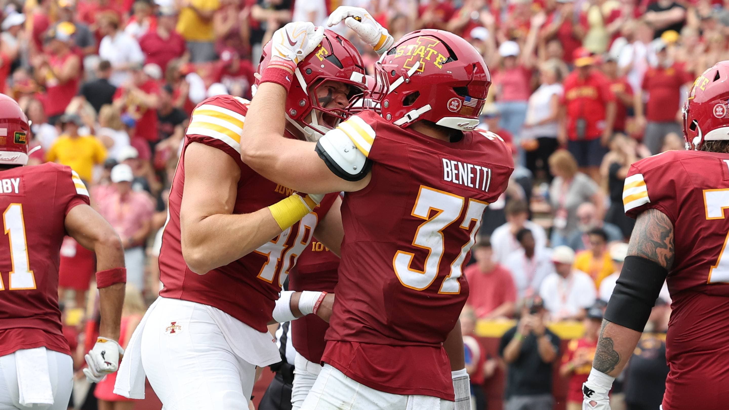 Iowa State Cyclones TE Celebration: Best Photos & Recap