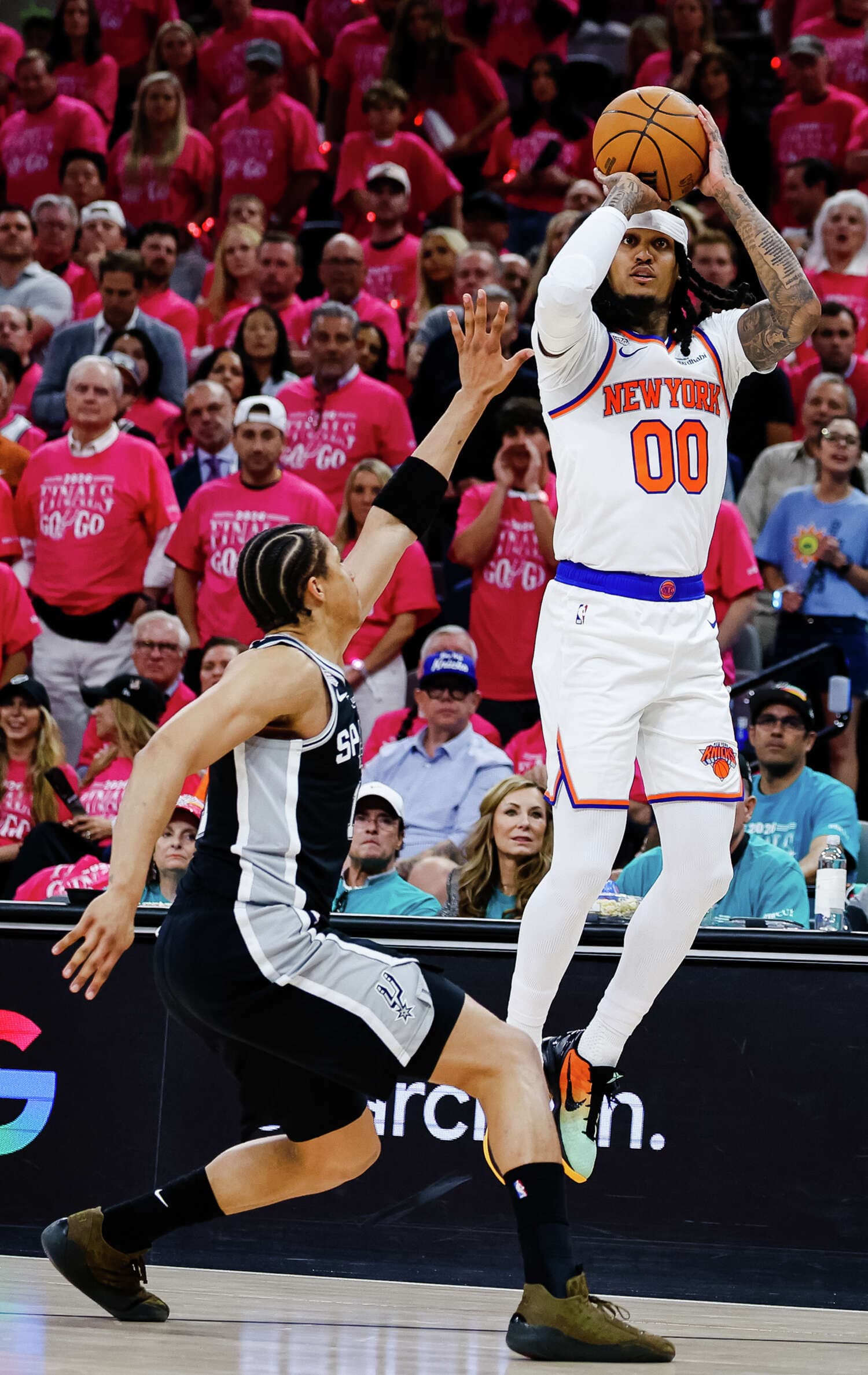 Jordan Clarkson Meets Tennis Star Alex Eala at 2026 U.S.