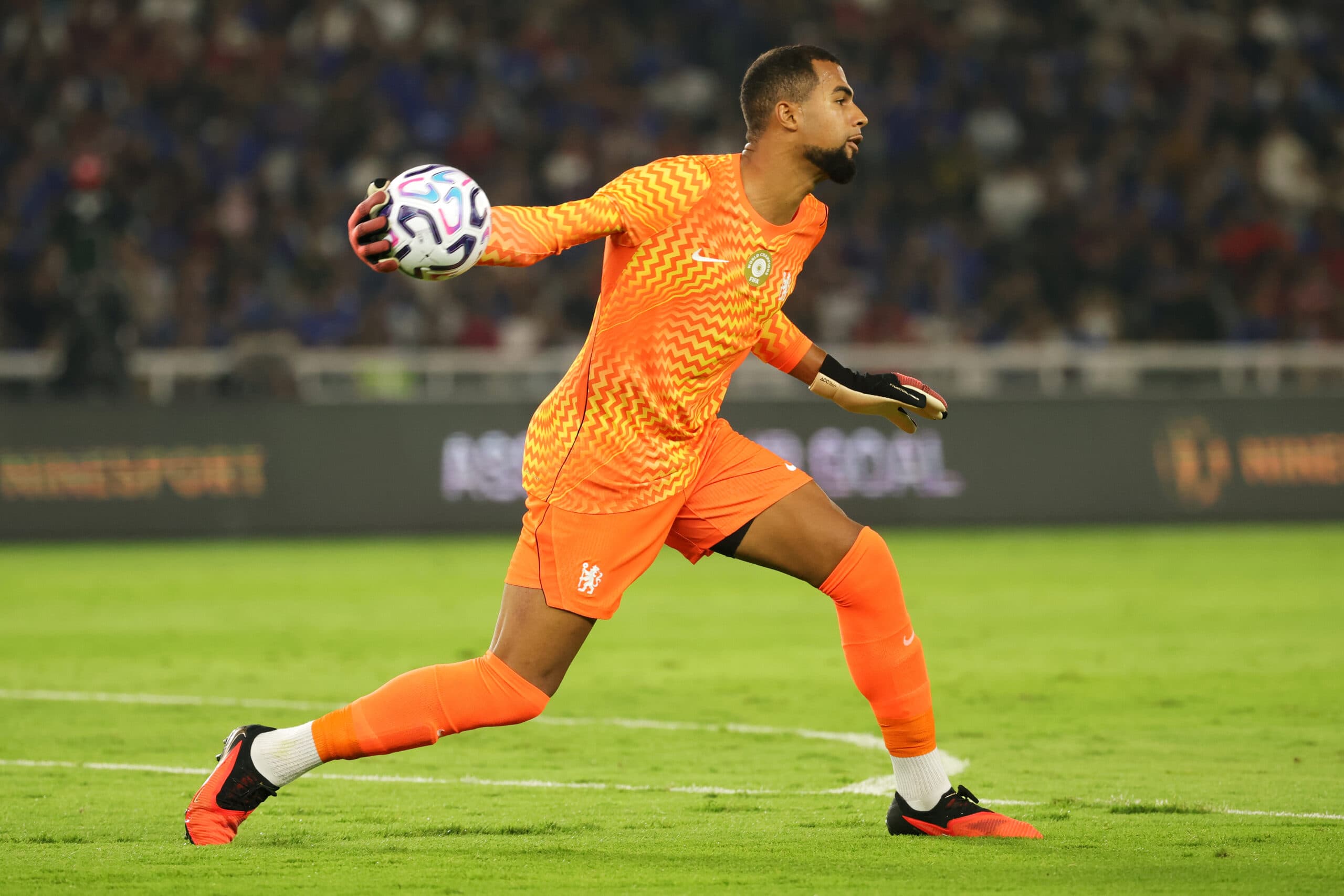 Sanchez Swoop Confirmed: Martinez Shunned by Chelsea