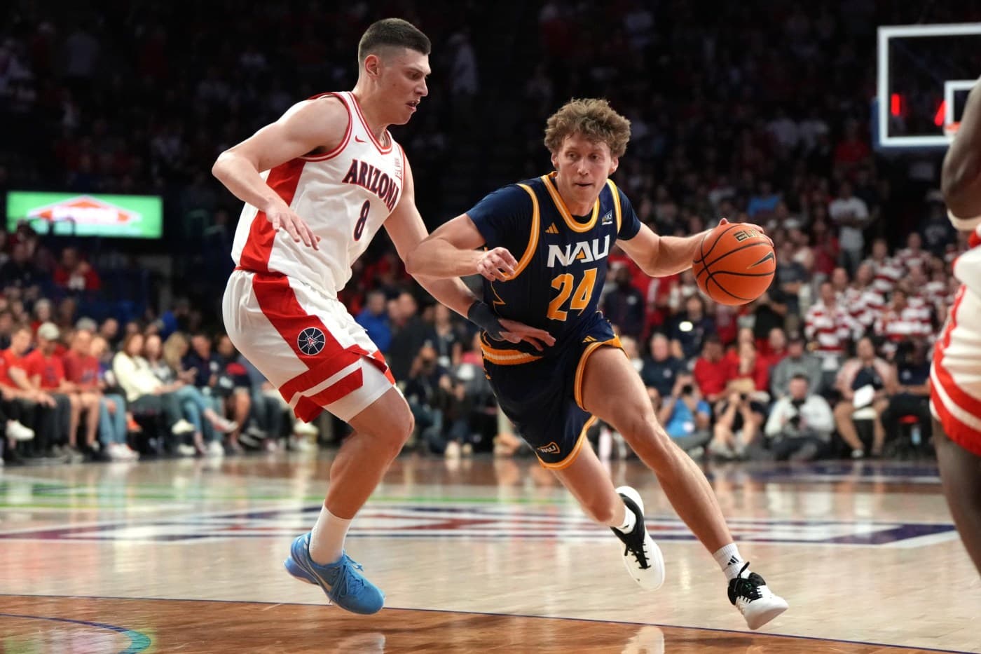 UConn Transfer Brings Family Pedigree, Leadership for