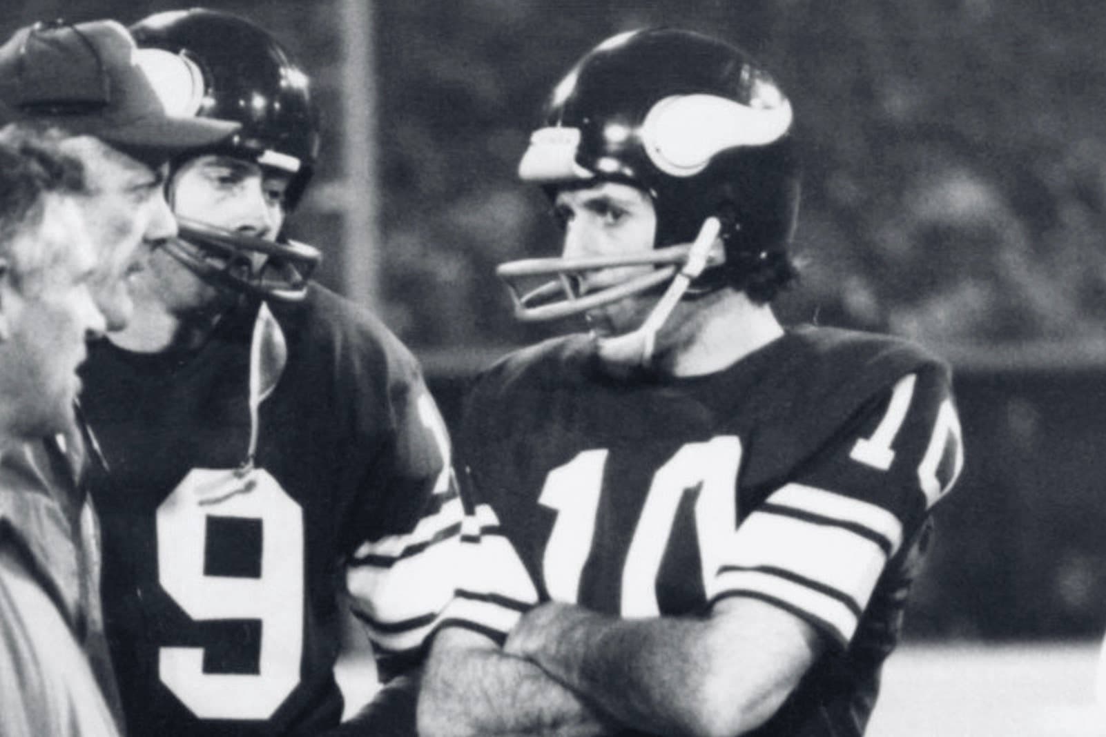 Vikings Legend Bob Lee Dies at 81: QB & Punter Remembered